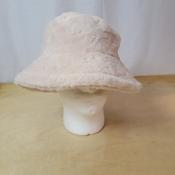 Faux Fur Bucket Hat - One Size Fits Most (Adult) - Great Gently Used Condition - Picture 2 of 7